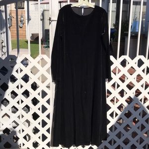 Long women’s black velvet dress